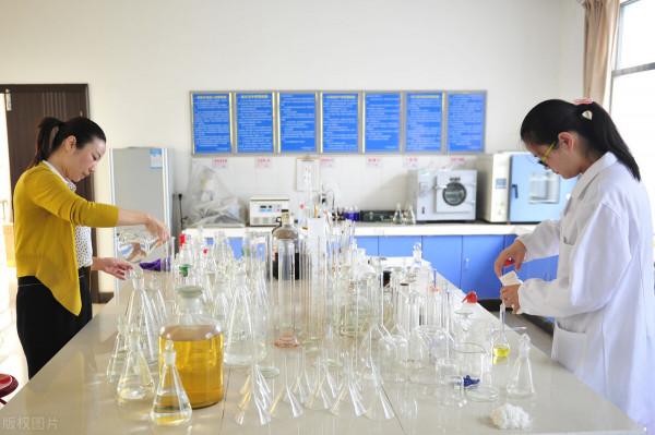 白酒百科:勾兌技術 白酒百科:勾兌技術