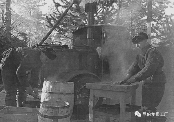 灰色牲口投食器：蘇俄牽引式野戰廚房小史