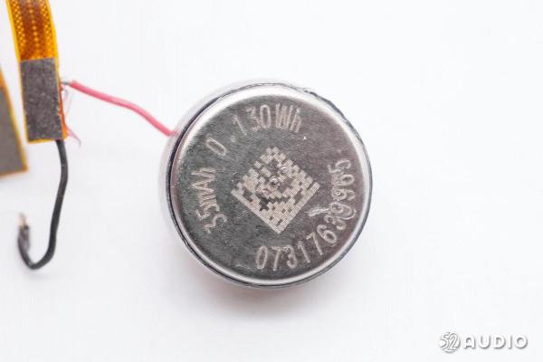 黑鯊鳳鳴真無線藍芽耳機拆解，自研超低延時，支援遊戲超低延時