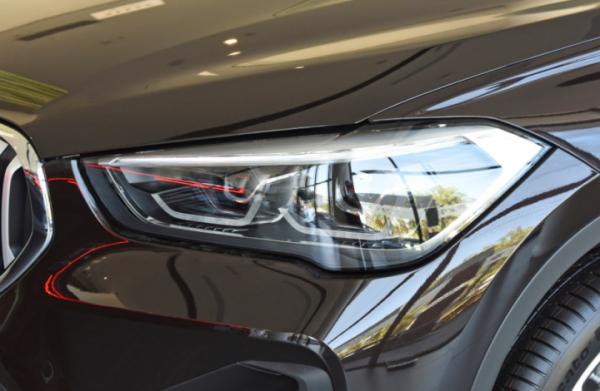 豪華入門級硬碰硬：寶馬X1和賓士GLA誰更有吸引力？