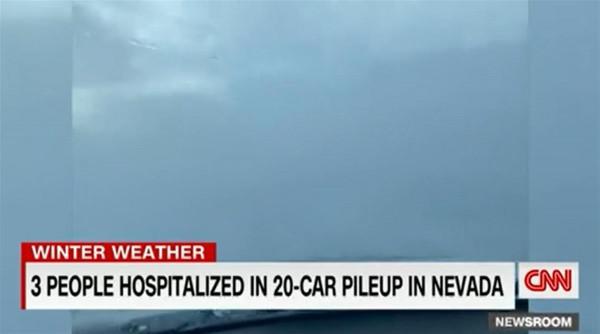 美國內達華州暴雪，致20輛車連環相撞