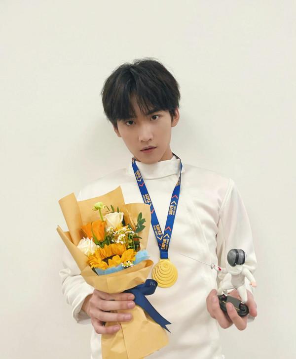 超新星運動會落幕,重慶隊5金奪冠,5位大魔王誕生,INTO1撐場面 超新星運動會落幕,重慶隊5金奪冠,5位大魔王誕生,INTO1撐場面