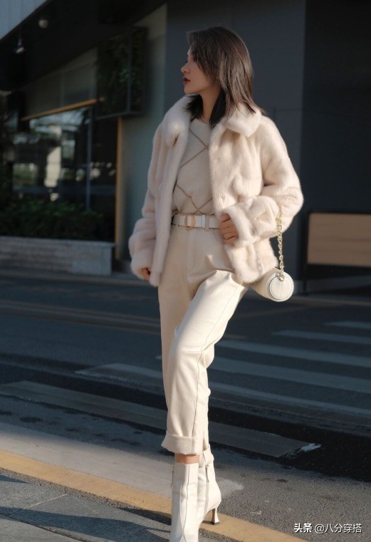 冬季不要瞎打扮，多試試這些百搭顯瘦的鞋子，小個子穿也很合適