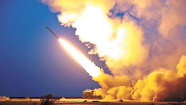 射程超400公里的火箭炮,射程精度雙第一,中國為何只出口不自用 射程超400公里的火箭炮,射程精度雙第一,中國為何只出口不自用