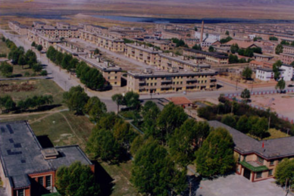 首顆原子彈基地的唯一私照:四位來自上海的姑娘,後來發展怎樣? 首顆原子彈基地的唯一私照:四位來自上海的姑娘,後來發展怎樣?