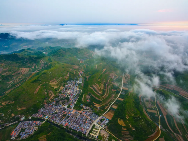 趣遊乳山丨浮雲不共此山齊——不容錯過的山間風光