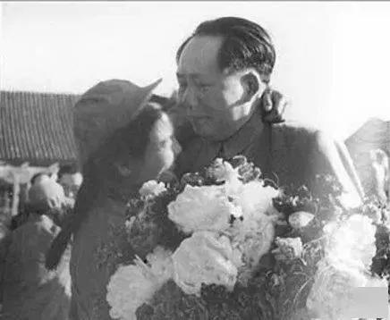 致敬!抗美援朝,她們的故事讓人淚目...... 致敬!抗美援朝,她們的故事讓人淚目......