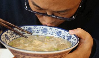 又一個地方的全民小吃,來,咱也整一碗 又一個地方的全民小吃,來,咱也整一碗