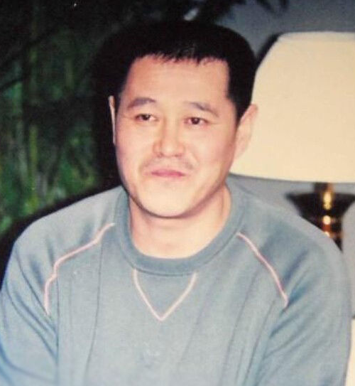 趙本山:兒子是聾啞人,拋棄結婚16年的妻子,2婚娶小8歲女演員 趙本山:兒子是聾啞人,拋棄結婚16年的妻子,2婚娶小8歲女演員