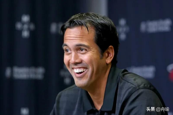 NBA晚報：湖人戰績升到第六，哈登稱呼歐文國王，雄鹿裁掉考辛斯