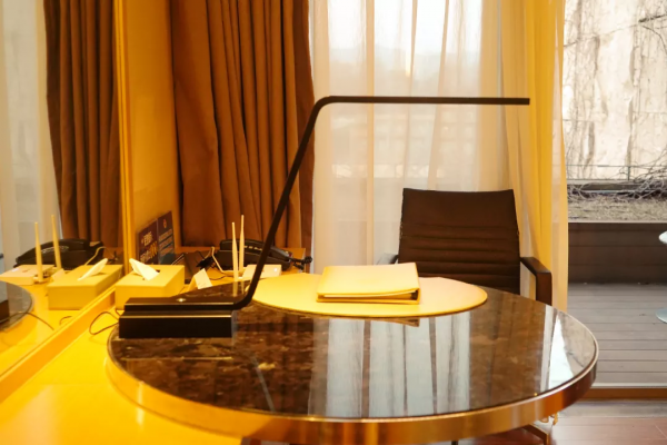 京郊這家酒店，依山傍水，簡直是週末度假的絕佳選擇