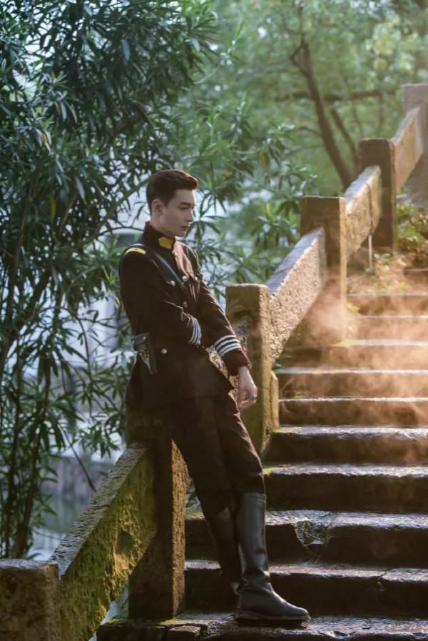 高不成低不就的11個帥氣男星，個個潛力股，誰是下一個“任嘉倫”