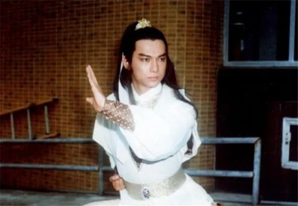 《龍虎武師》上映9天,票房不到100萬,香港已有17位動作演員去世 《龍虎武師》上映9天,票房不到100萬,香港已有17位動作演員去世