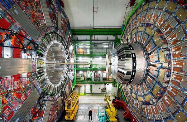 楊振寧為什麼寧願和中科院有分歧，也一定要反對中國建大型對撞機