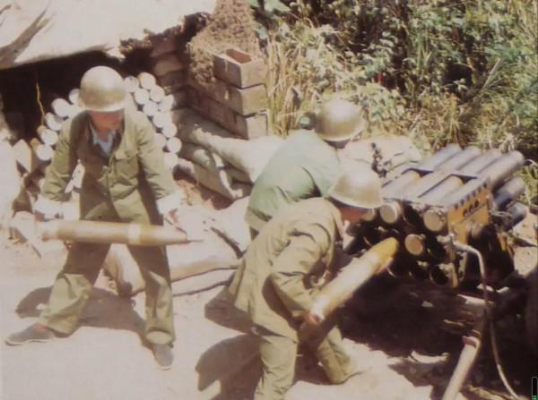 老山戰役一天殲敵六個團，炮兵發揮決定作用，僅火箭炮就13次齊射