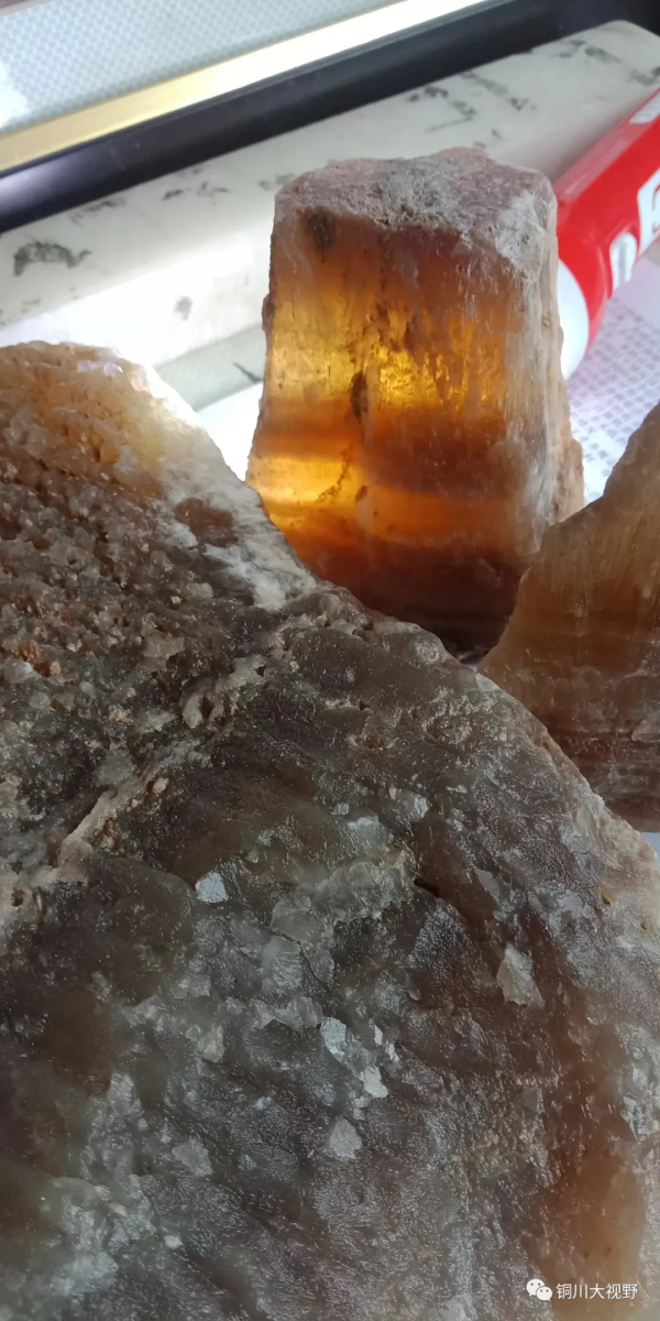 陝西銅川宜君縣深山發現“奇石”?你怎麼看 陝西銅川宜君縣深山發現“奇石”?你怎麼看