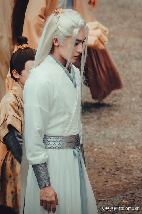 2021古裝劇最帥白髮美男TOP9!龔俊四、楊洋第二,冠軍顏值天花板 2021古裝劇最帥白髮美男TOP9!龔俊四、楊洋第二,冠軍顏值天花板
