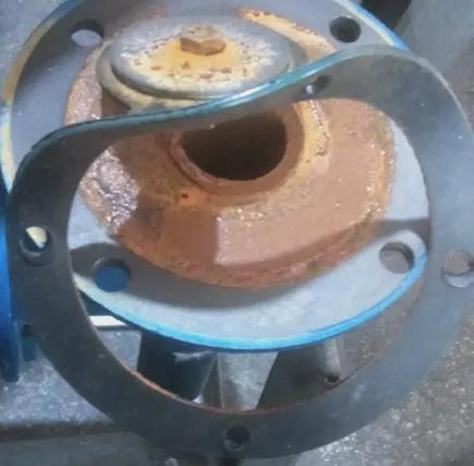 離心式架子泵的內部構造（不包含電機部份，二）