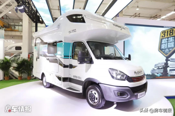 宇通娛樂版房車！首次用大客廳佈局，帶私人影院小孫子不會再無聊