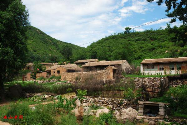 北京大西山沿河口石羊溝