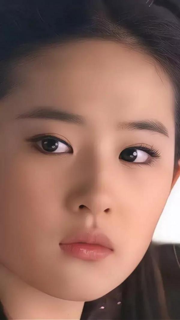 林心如、劉亦菲、宋茜、董璇、塗黎曼，誰更漂亮一點呢？