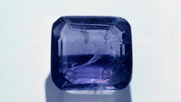 堇青石——最“低配版”的藍寶石,它也是維京人的指南針 堇青石——最“低配版”的藍寶石,它也是維京人的指南針