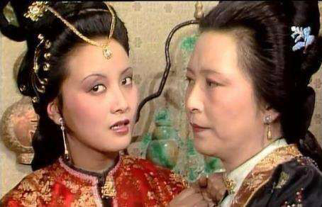 迎春被孫家折磨，賈母一向疼愛孫女，為何冷漠無情不管不問？