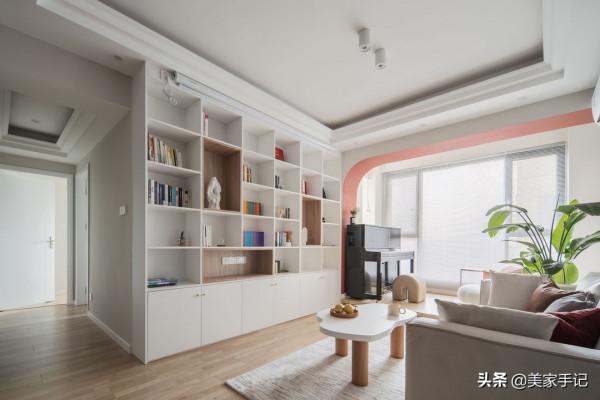 她家不豪華，可一進門就把我迷住，全屋只刷漆就已經很美了！曬曬