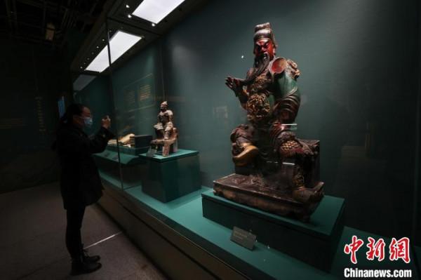 距今700餘年關公臥像首次展出 百餘件關公文物詮釋“忠信義勇” 距今700餘年關公臥像首次展出 百餘件關公文物詮釋“忠信義勇”