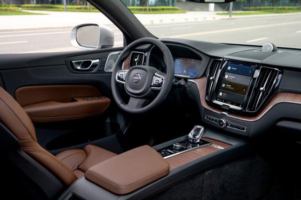 試駕沃爾沃XC60：安全之外，這臺豪華SUV還有哪些“超能力”？