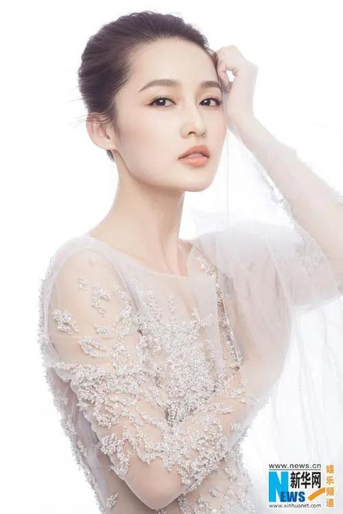 愛江山更愛美人——明星李沁美圖集二 愛江山更愛美人——明星李沁美圖集二