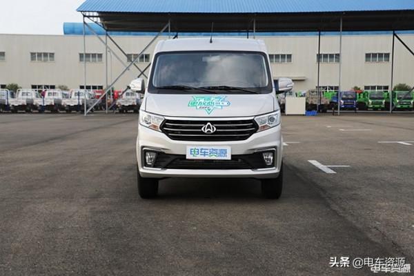 淺析 貨箱5.48m³的長安跨越星V5EV怎麼樣