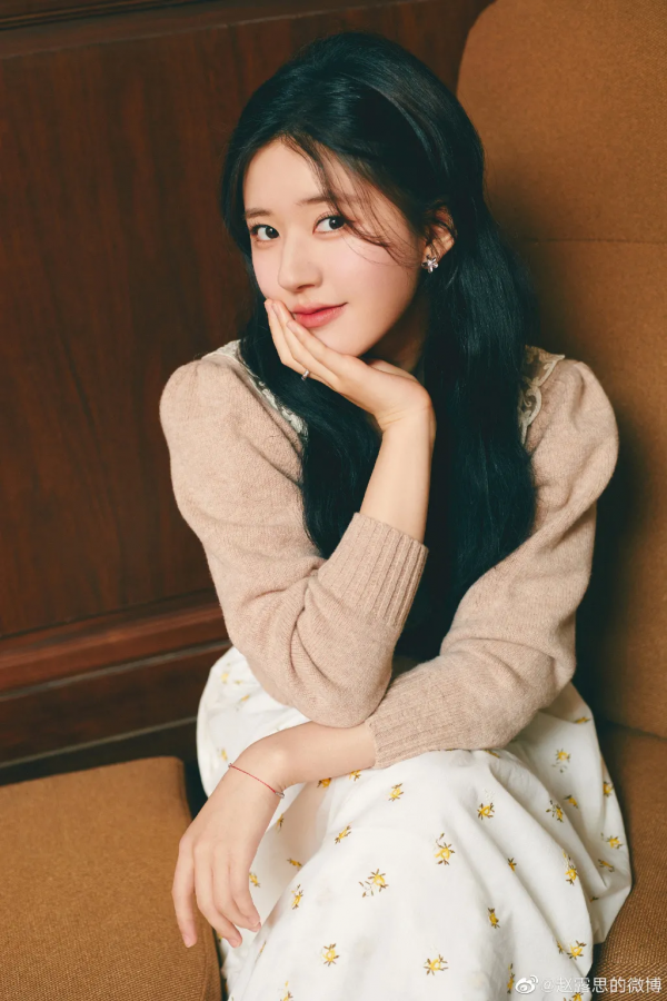 每日八卦:楊冪迪麗熱巴和好了?趙露思專挑頂流下手? 每日八卦:楊冪迪麗熱巴和好了?趙露思專挑頂流下手?