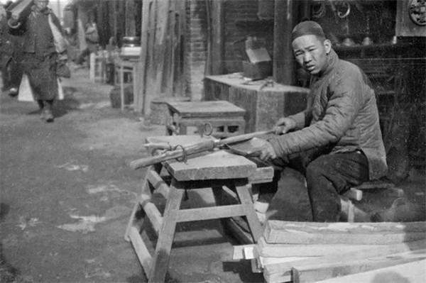 魯迅玩伴閏土:57歲因窮困病逝,留下五子,如今後代完成華麗蛻變 魯迅玩伴閏土:57歲因窮困病逝,留下五子,如今後代完成華麗蛻變