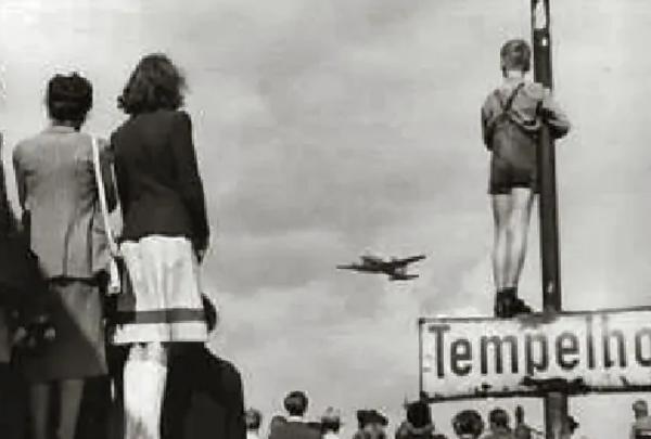 德國商人救下25萬中國人，83年後孫子因疫情求救，我國如何報恩？