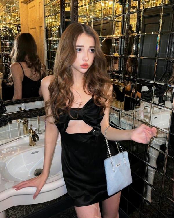 人生是一齣戲，你是編劇，是導演，也是演員