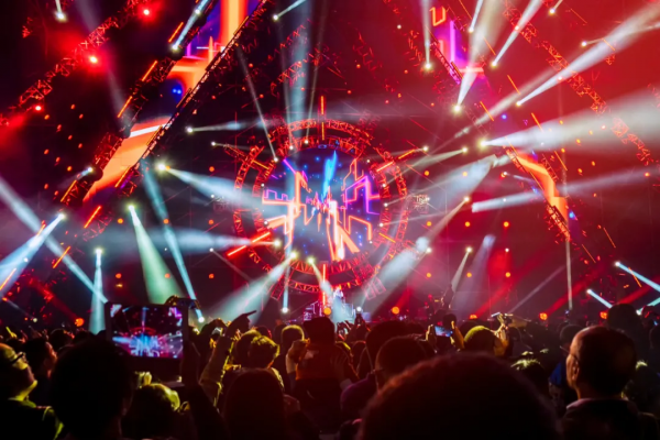 資本大撤退,融資金額遭腰斬,這一賽道如何過冬? 資本大撤退,融資金額遭腰斬,這一賽道如何過冬?