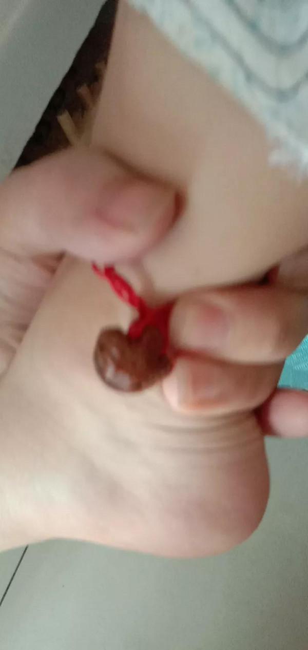 自己磨的桃核，給孩子戴戴