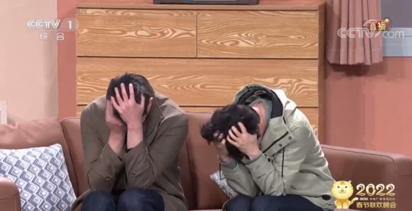 常遠艾倫卑微討債像極了某人