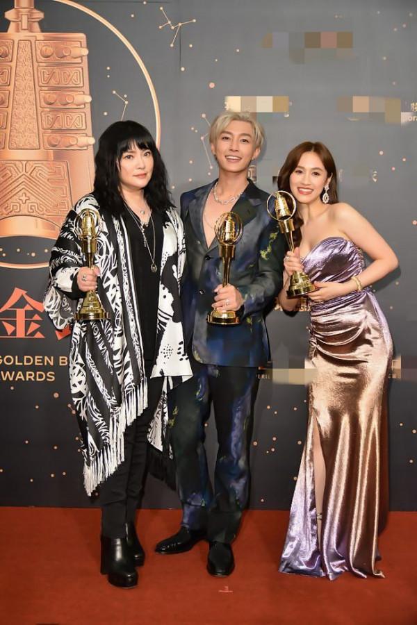 港臺明星扎堆定居內地,靠吃老本、賣情懷的他們又能走多遠? 港臺明星扎堆定居內地,靠吃老本、賣情懷的他們又能走多遠?