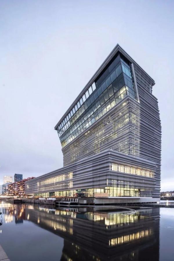 新的蒙克博物館開放在即:垂直建成,“吶喊”仍然 新的蒙克博物館開放在即:垂直建成,“吶喊”仍然