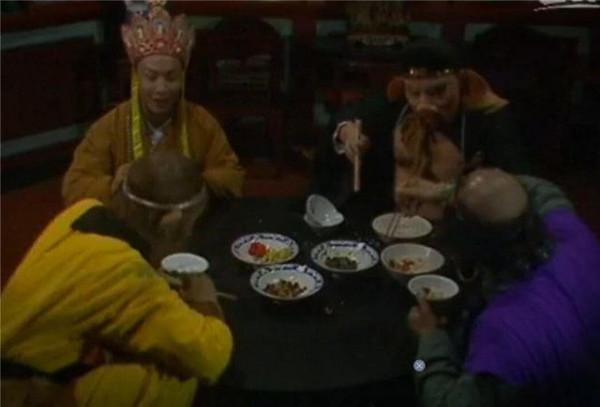 同樣是演“孫悟空”，六小齡童和黃渤放在一起，差別就出來了