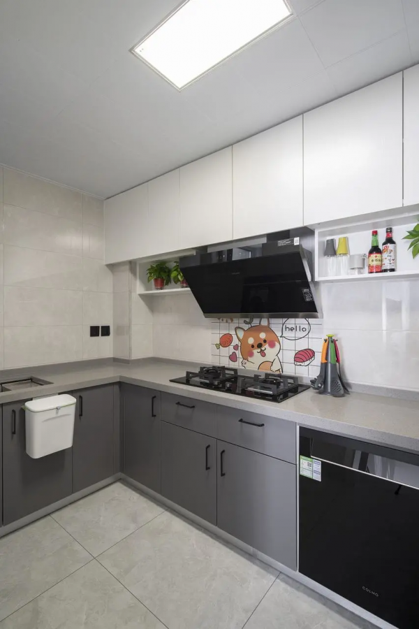 113㎡有娃之家空無一物，超大落地窗讓&OpenCurlyDoubleQuote;採光自由&rdquo;，絕了