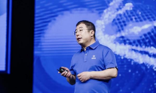 360背後的周鴻禕:嘴炮落幕,小丑竟是我自己 360背後的周鴻禕:嘴炮落幕,小丑竟是我自己