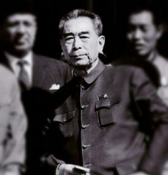 張靈甫遺孀流落美國，周恩來邀她回國後說了什麼，竟令她泣不成聲