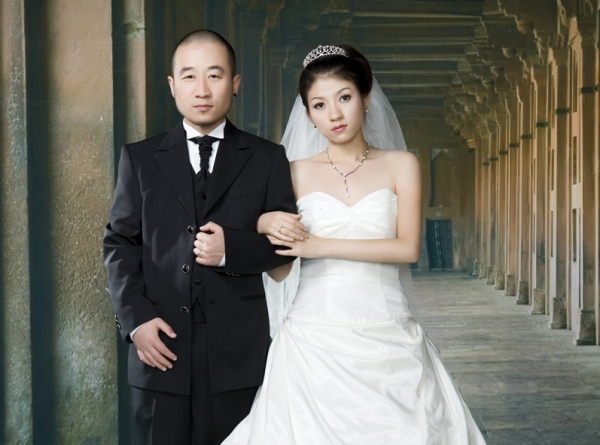 陳燕琳：老公是李彧，公公是李保田，畢業就結婚生一雙兒女很幸福