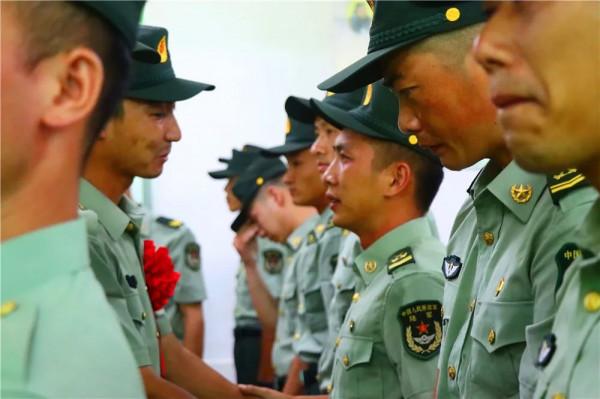 再見，軍營！別了，北礵島