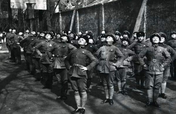 十萬學生十萬軍，西南聯大抗日記：不止有知識，更有熱血豪情