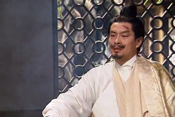 郭嘉：孫策不足懼也，輕而無備，性急少謀，他日必死於小人之手