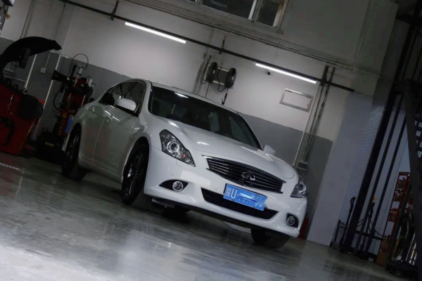 怪獸修車：整備升級二手的13年英菲尼迪G25，精心施工，再現完美